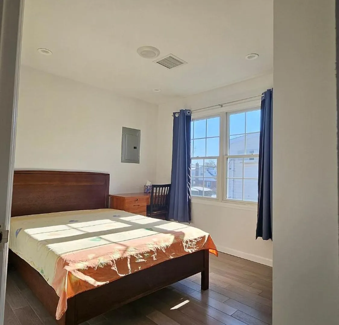 3 Bedroom Renovated Model House New York