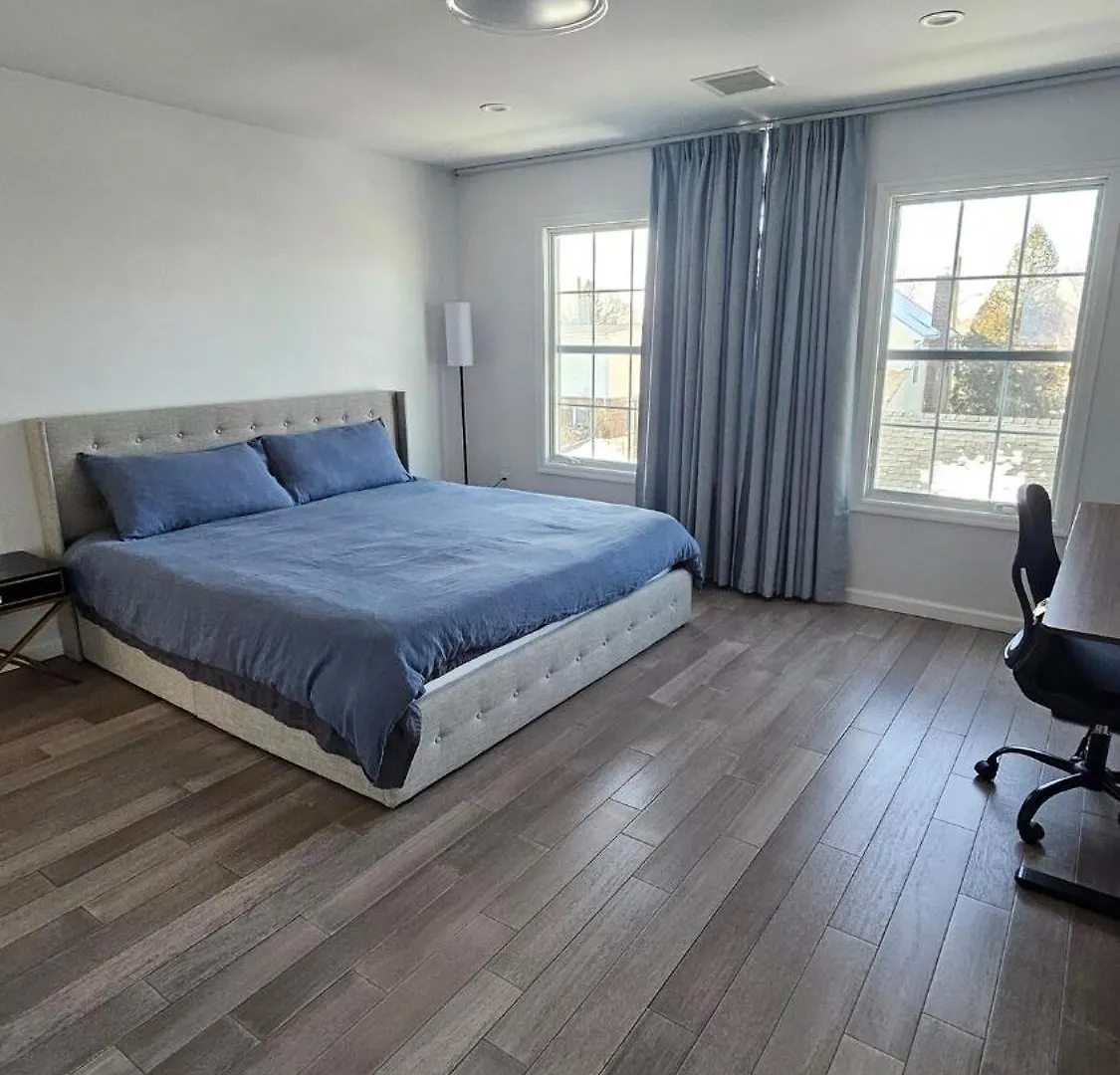 3 Bedroom Renovated Model House New York